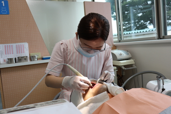 医療法人あさひ会 ファミリー歯科医院